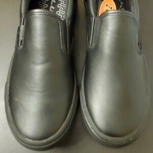 Lugz Shoes Women's Black Leather Clipper LX Classic Slip On Shoes, Size 8.5 NIB